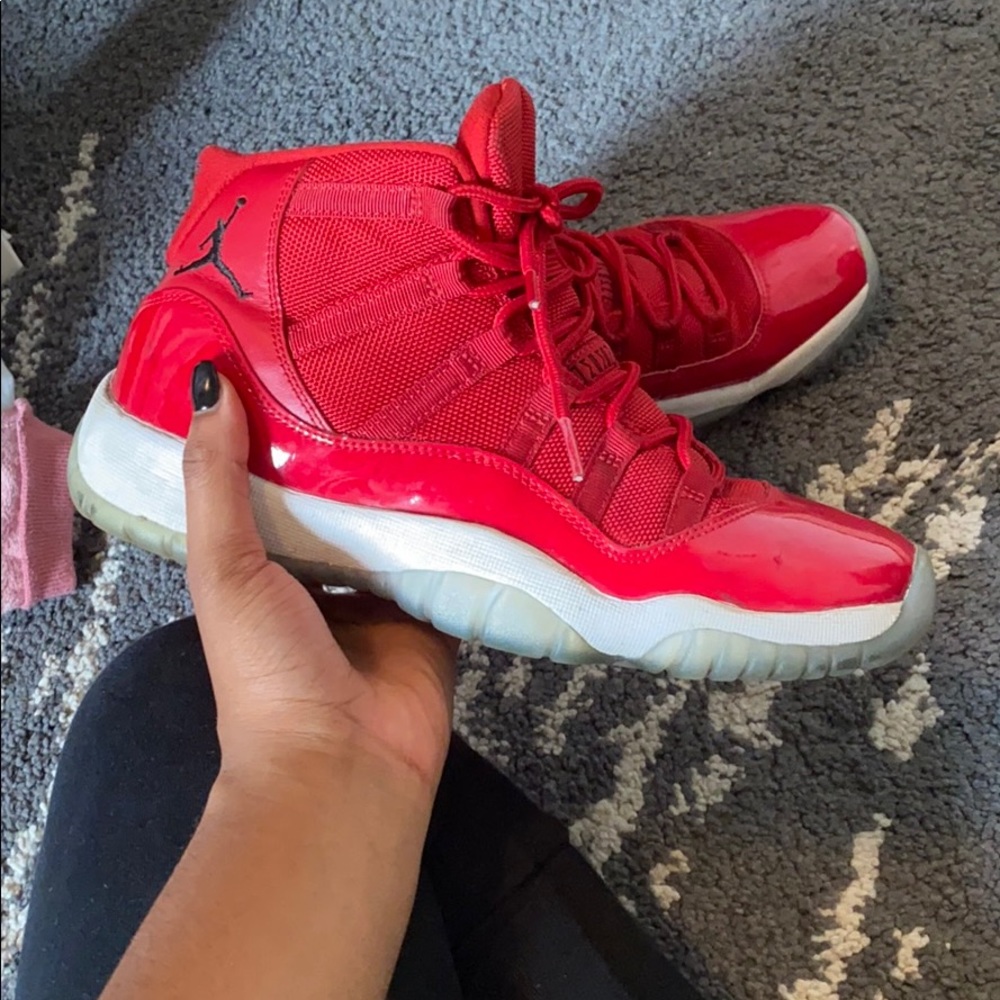 All red retro Jordan 11s ( boys 6 )